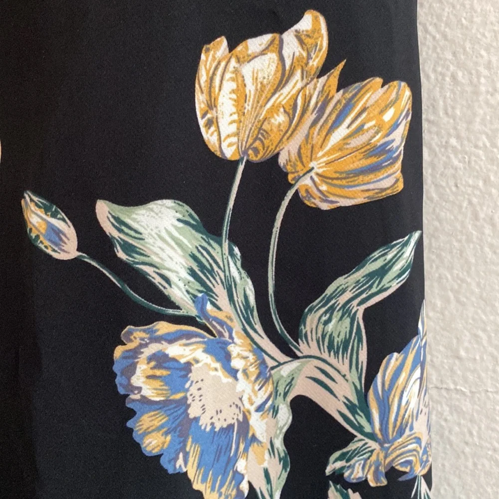 Black Floral joggers , XL - Picture 6 of 9